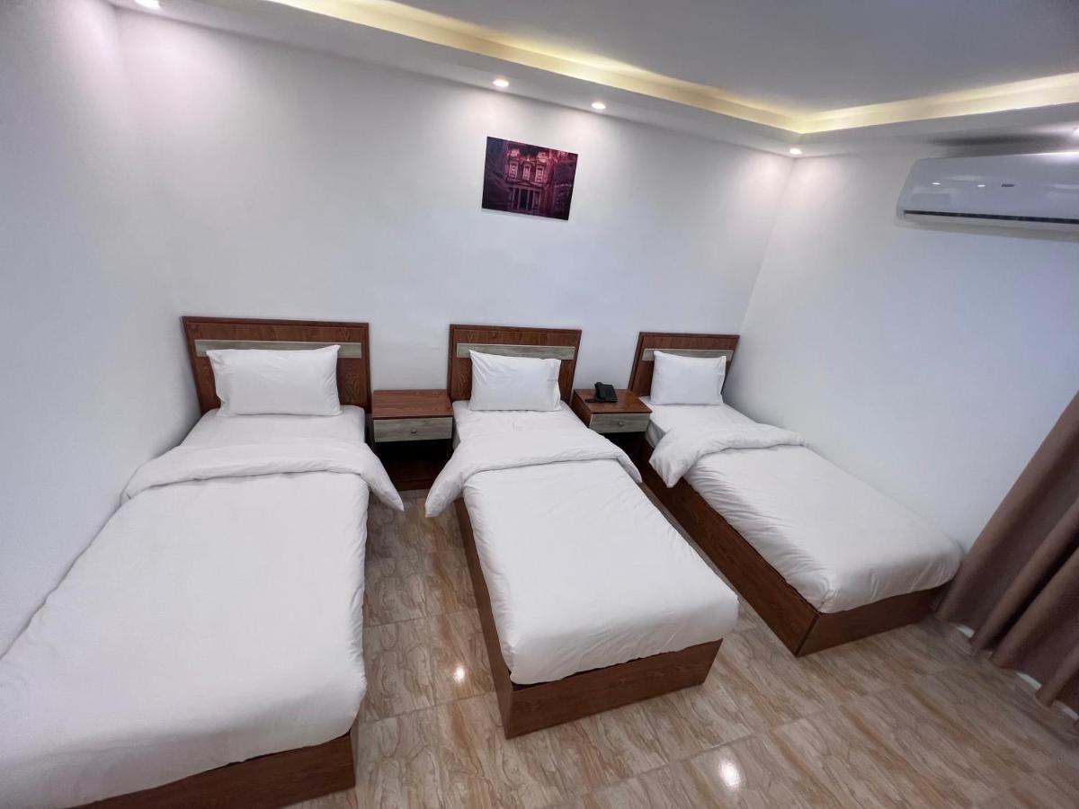 Petra Family Hotel Ουάντι Μούσα Εξωτερικό φωτογραφία